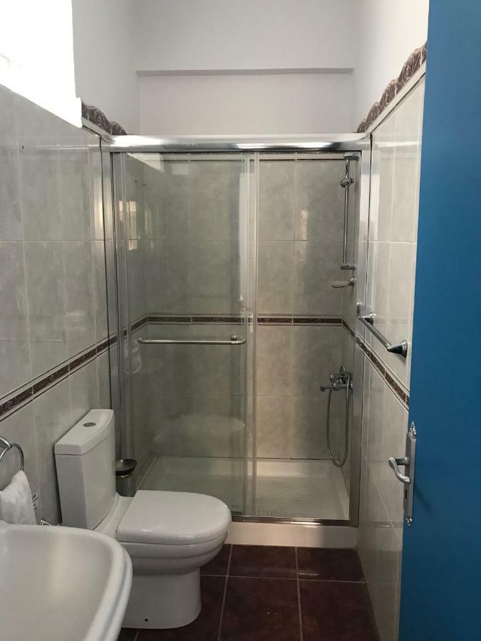 Aparthotel Athinas Court Pafos Zewnętrze zdjęcie
